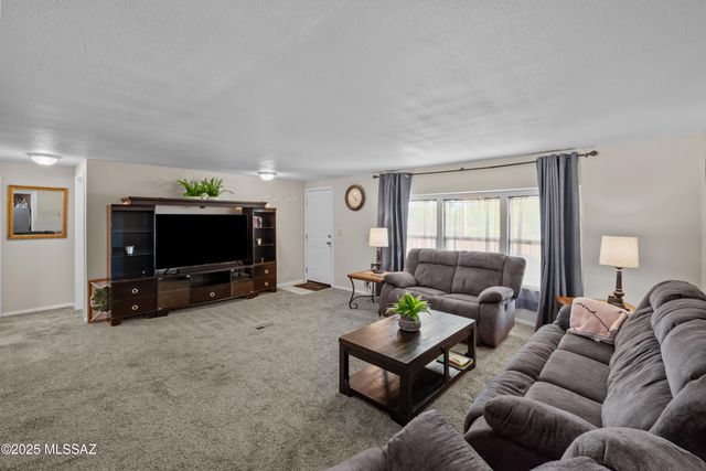 11265 S Annemarie Drive, Tucson, AZ 85736