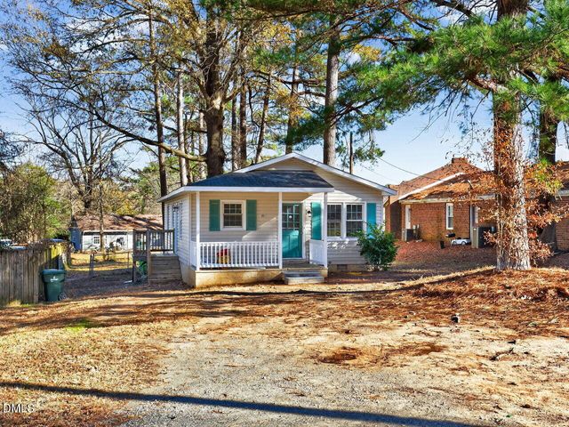 2811 Club Plaza Road, Raleigh, NC 27603