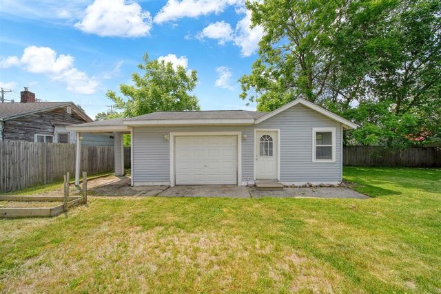 825 Gerald Avenue, Jackson, MI 49203