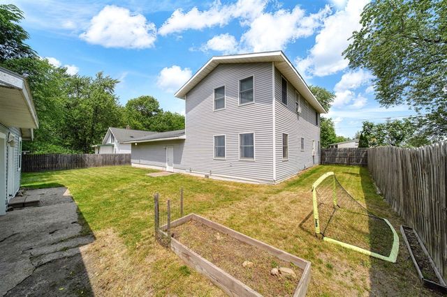 825 Gerald Avenue, Jackson, MI 49203