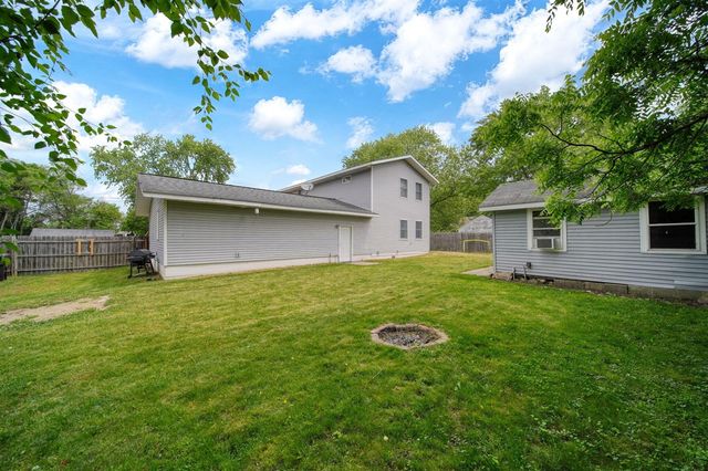 825 Gerald Avenue, Jackson, MI 49203
