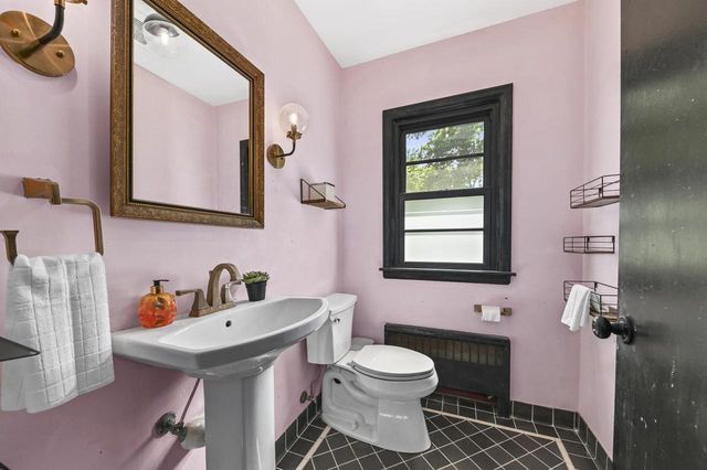 1345 Hickory Hill LANE, Brookfield, WI 53045