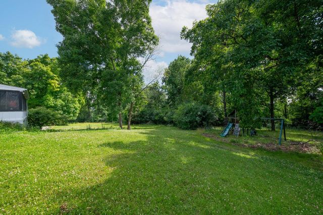 1345 Hickory Hill LANE, Brookfield, WI 53045
