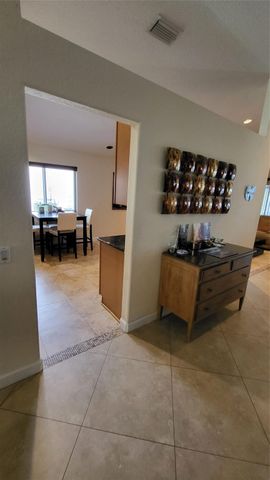 4797 NW 7th Pl, Deerfield Beach, FL 33442