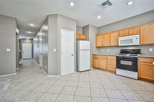 9911 Concho River Avenue, Las Vegas, NV 89148