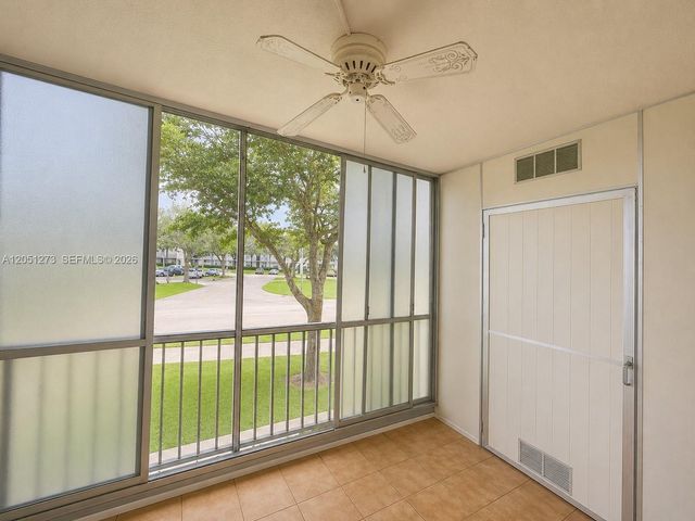 12950 SW 4th Ct 209H, Pembroke Pines, FL 33027