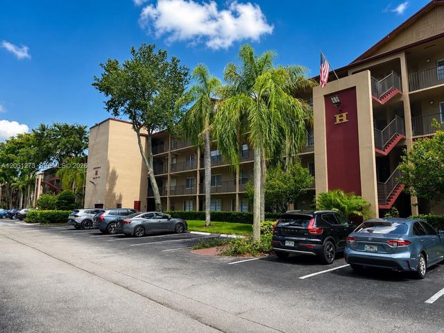 12950 SW 4th Ct 209H, Pembroke Pines, FL 33027