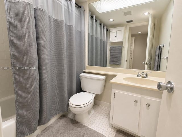 12950 SW 4th Ct 209H, Pembroke Pines, FL 33027