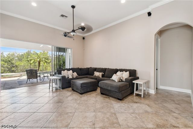 5742 Calmar Breeze LN, Fort Myers, FL 33908
