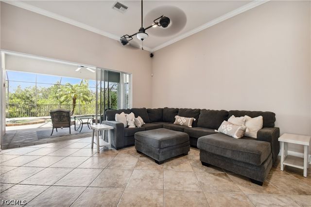 5742 Calmar Breeze LN, Fort Myers, FL 33908