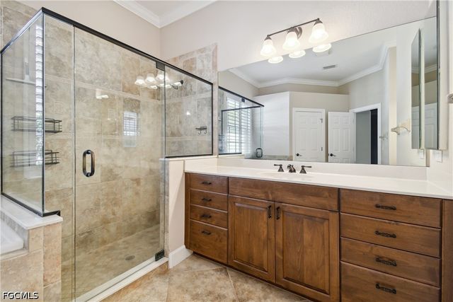 5742 Calmar Breeze LN, Fort Myers, FL 33908