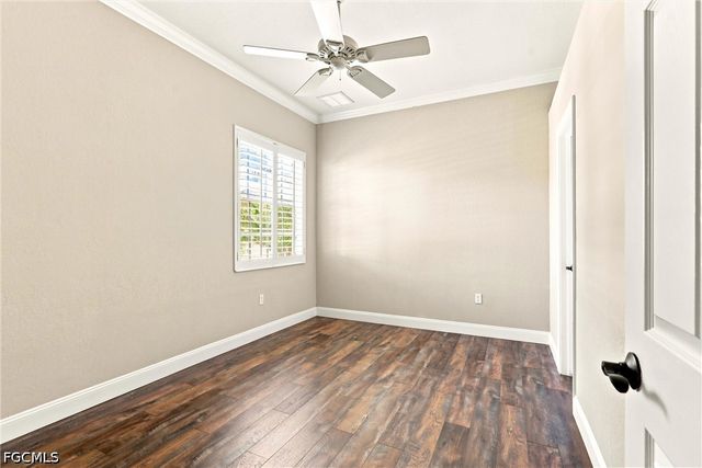 5742 Calmar Breeze LN, Fort Myers, FL 33908