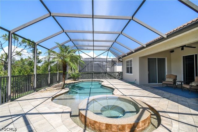 5742 Calmar Breeze LN, Fort Myers, FL 33908