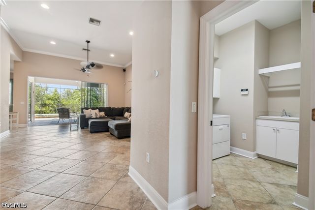 5742 Calmar Breeze LN, Fort Myers, FL 33908
