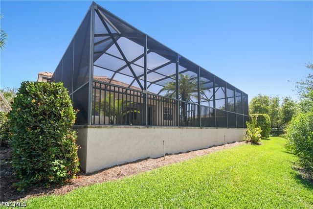 5742 Calmar Breeze LN, Fort Myers, FL 33908