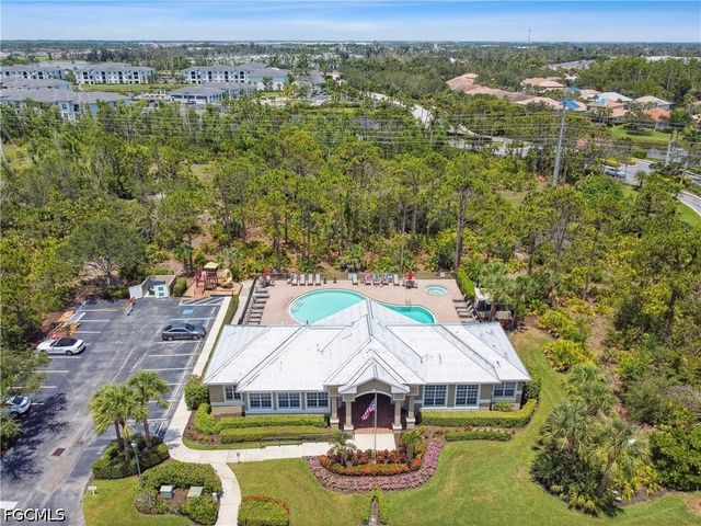5742 Calmar Breeze LN, Fort Myers, FL 33908
