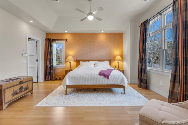 9 Walden Place, Huntington, NY 11743