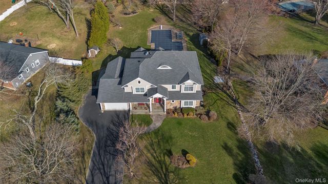 9 Walden Place, Huntington, NY 11743