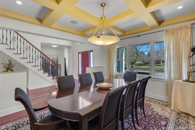 9 Walden Place, Huntington, NY 11743