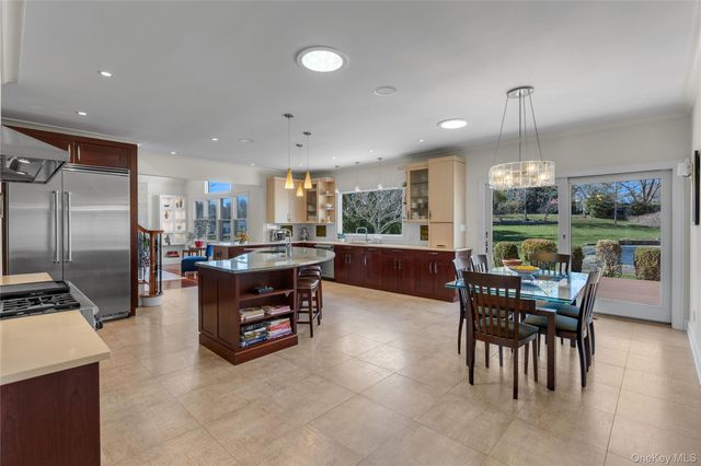 9 Walden Place, Huntington, NY 11743