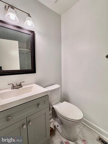 33 BRUCESTER BRIDGE CT, Baltimore, MD 21228
