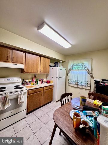 33 BRUCESTER BRIDGE CT, Baltimore, MD 21228