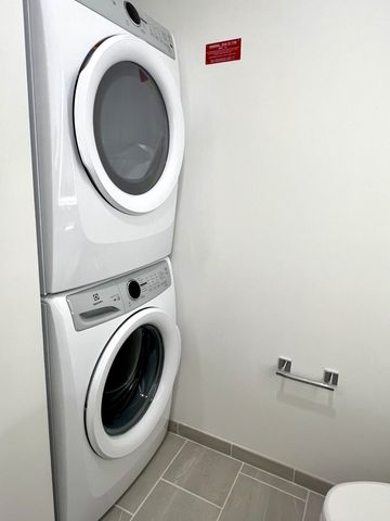 1212 Demonbreun St Apt 1206, Nashville, TN 37203