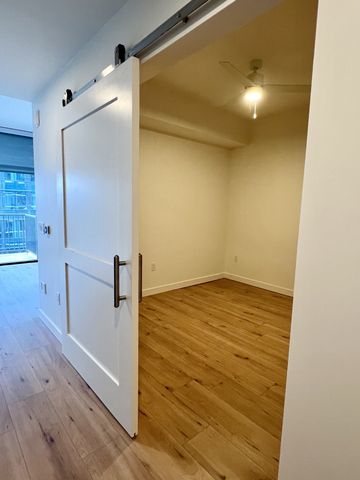 1212 Demonbreun St Apt 1206, Nashville, TN 37203