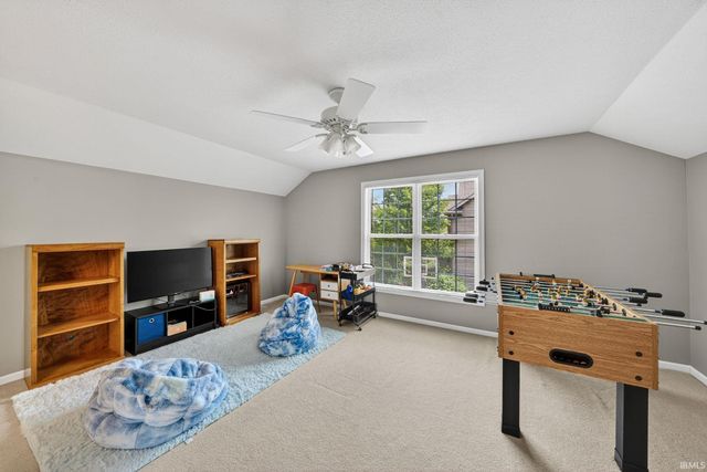 14296 Parkridge Drive, Granger, IN 46530