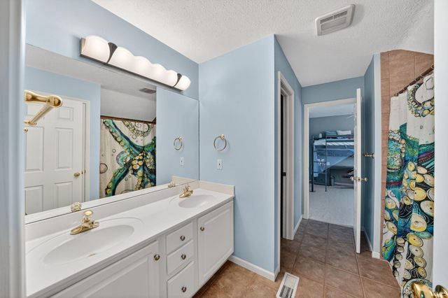 14296 Parkridge Drive, Granger, IN 46530