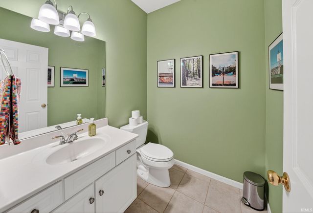 14296 Parkridge Drive, Granger, IN 46530