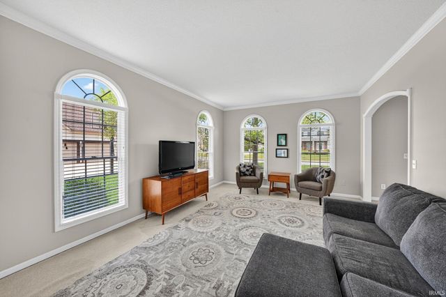 14296 Parkridge Drive, Granger, IN 46530