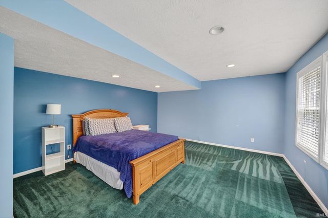 14296 Parkridge Drive, Granger, IN 46530