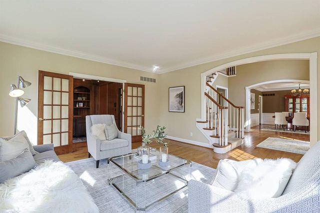 4725 Miami Road, Indian Hill, OH 45243