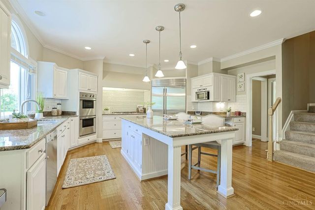 4725 Miami Road, Indian Hill, OH 45243
