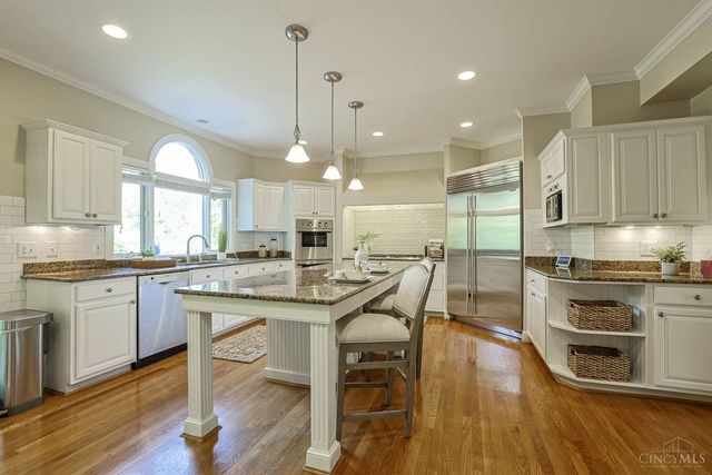 4725 Miami Road, Indian Hill, OH 45243