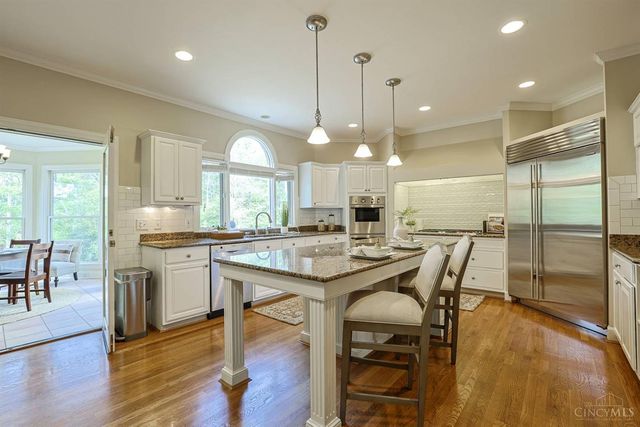 4725 Miami Road, Indian Hill, OH 45243