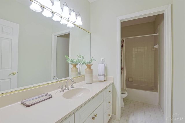 4725 Miami Road, Indian Hill, OH 45243