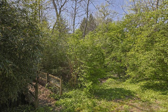 4725 Miami Road, Indian Hill, OH 45243
