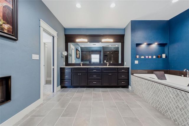 12300 S Hiwassee Road, Oklahoma City, OK 73165