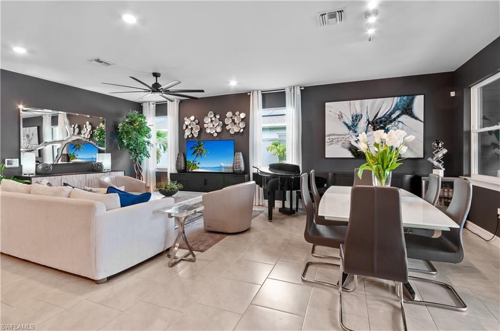 Image 19 of property listing at 847 Stonewater Lake TER W, Cape Coral, FL 33993
