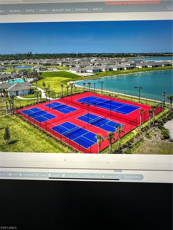 Image 9 of property listing at 847 Stonewater Lake TER W, Cape Coral, FL 33993