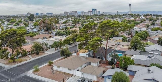 1825 Griffith Avenue, Las Vegas, NV 89104