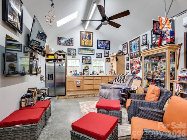 2235 Picnic Drive, Newton, NC 28658