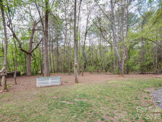 2235 Picnic Drive, Newton, NC 28658