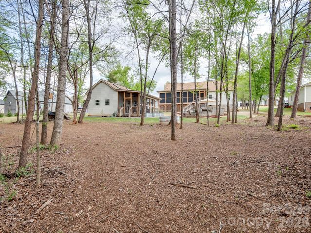 2235 Picnic Drive, Newton, NC 28658