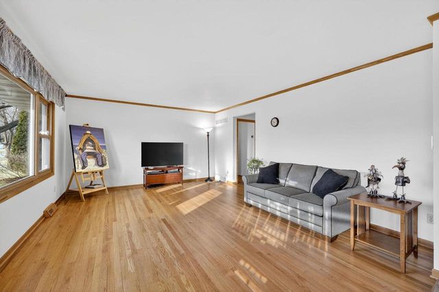 5110 Sherven Drive, Madison, WI 53716