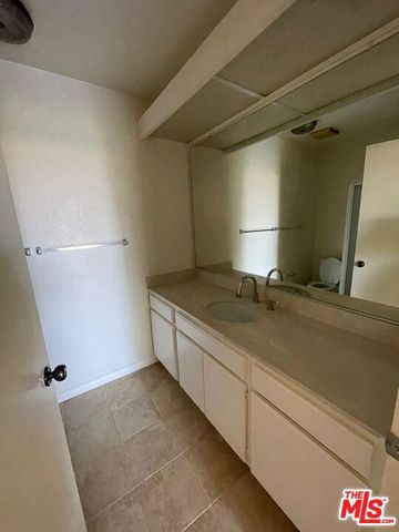 4080 Via Marisol 340, Los Angeles, CA 90042