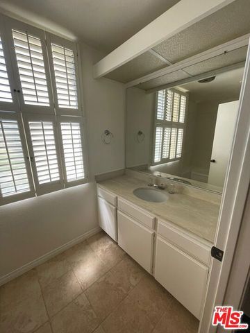 4080 Via Marisol 340, Los Angeles, CA 90042