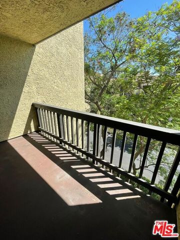 4080 Via Marisol 340, Los Angeles, CA 90042